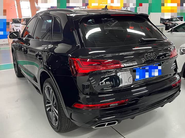 Audi Q5L, 2023 — фото 4 из 9