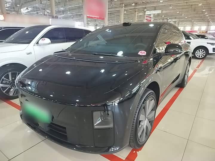 LiXiang i6, 2025 — купить в Санкт-Петербурге под ключ