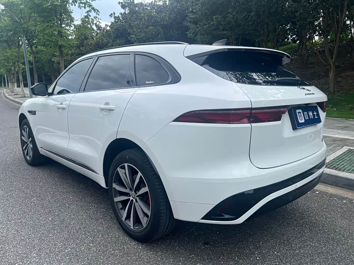 Jaguar F-Pace, 2023 — фото 7 из 9