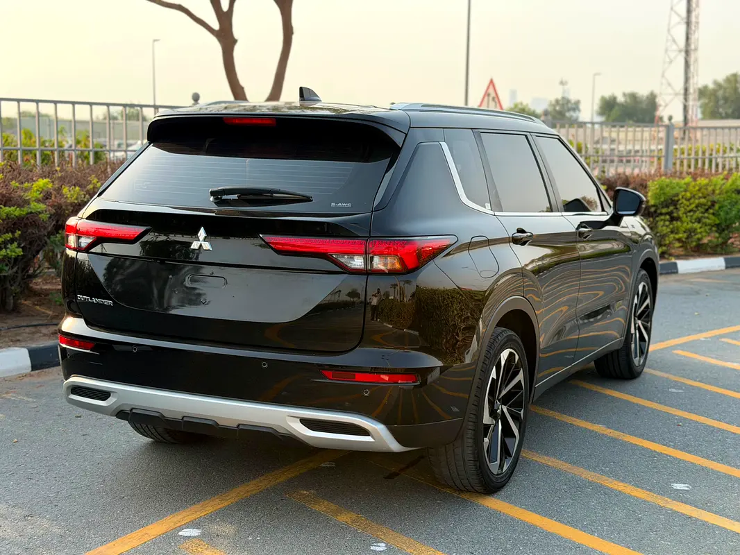 Mitsubishi Outlander, 2025 — фото 5 из 10