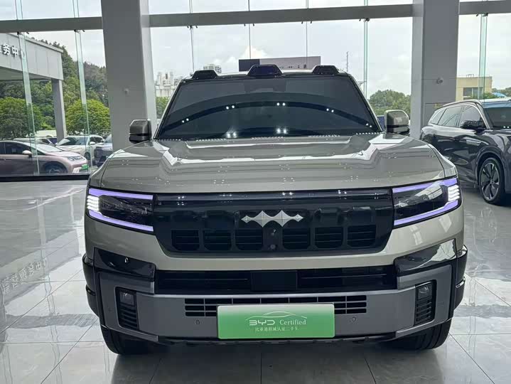 BYD FangChengBao Leopard 8, 2024 — фото 2 из 9