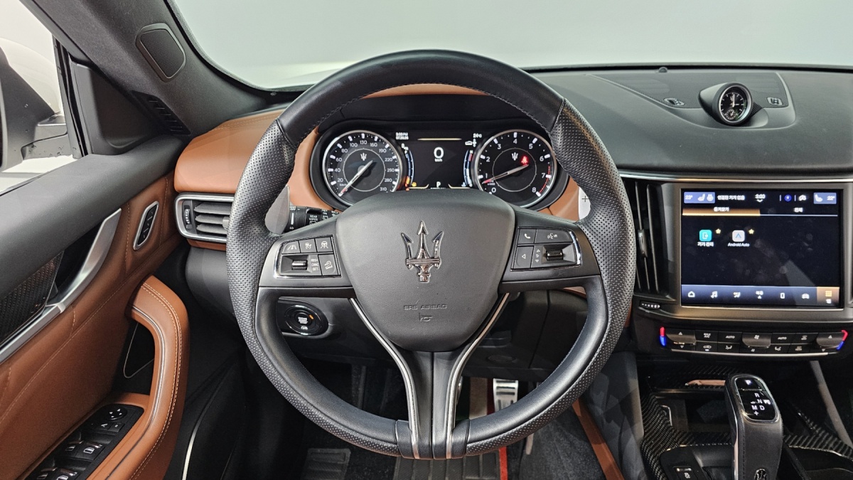 Maserati Levante, 2021 — фото 11 из 12