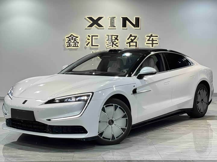 BYD Yangwang U7, 2025 — купить в Курске под ключ
