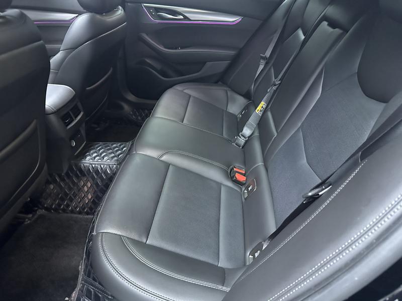 Cadillac CT5, 2023 — фото 10 из 12