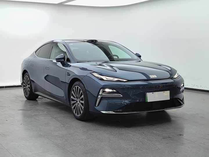 Geely Galaxy Starshine 8 EM-i, 2025 — фото 3 из 9