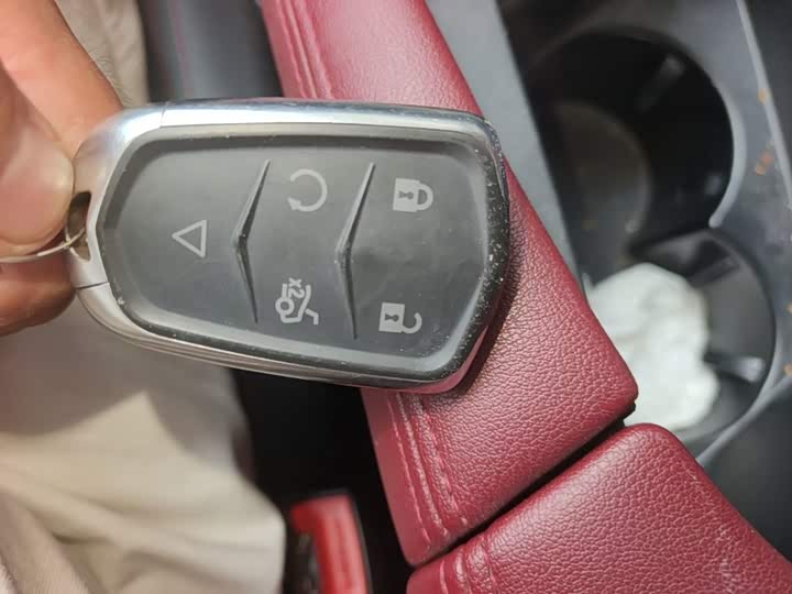 Dongfeng Aeolus AX7, 2023 — фото 9 из 9