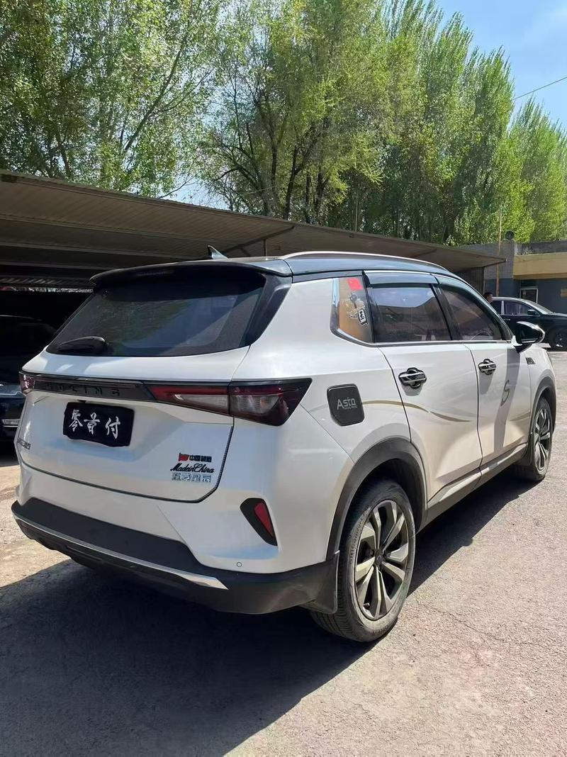 Wuling Asta, 2022 — фото 6 из 9