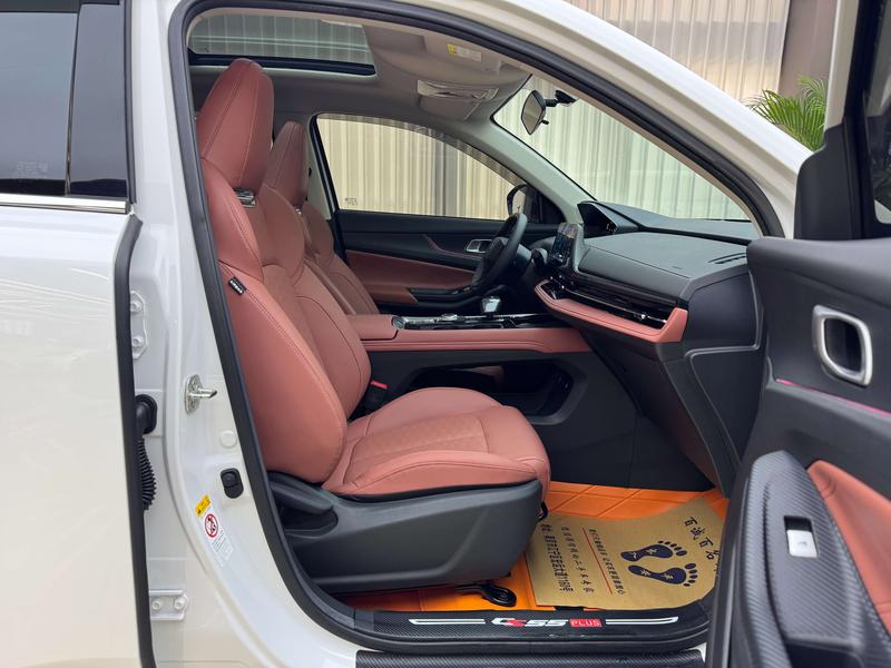 Changan CS55 Plus, 2024 — фото 9 из 11
