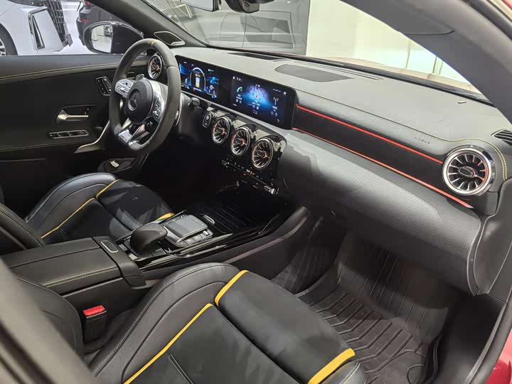 Mercedes-Benz CLA-Class AMG, 2023 — фото 8 из 9