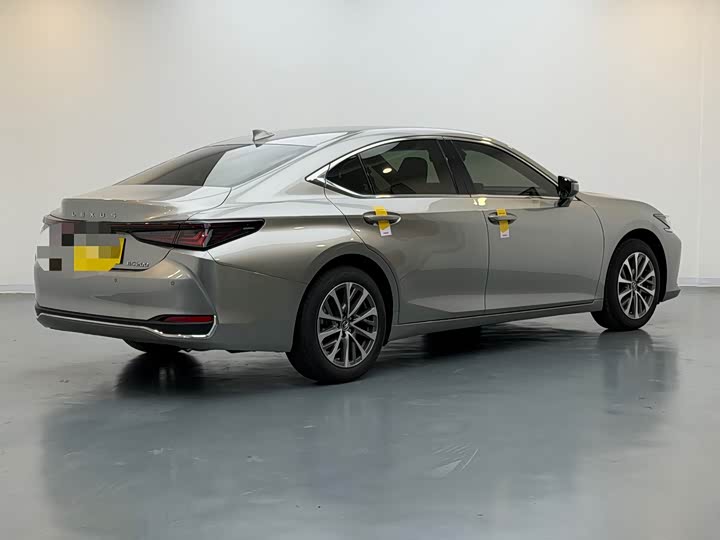 Lexus ES, 2025 — фото 3 из 9