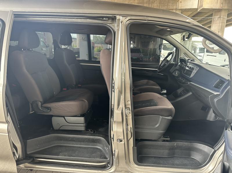 Dongfeng Forthing Lingzhi M5 EV, 2025 — фото 8 из 11