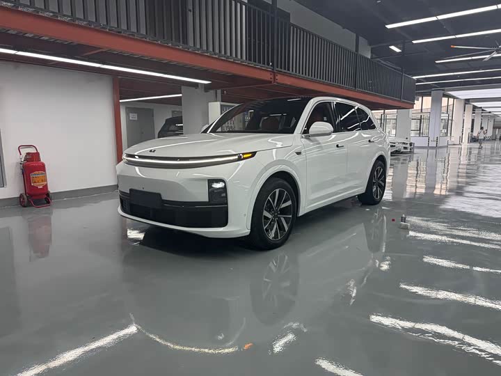 LiXiang L7, 2023 — купить в Санкт-Петербурге под ключ