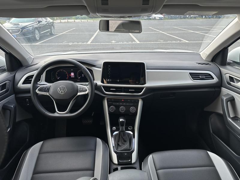 Volkswagen T-Roc, 2023 — фото 7 из 12