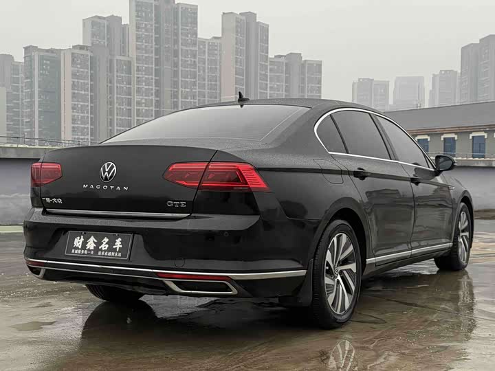 Volkswagen Magotan GTE Hybrid, 2021 — фото 4 из 9
