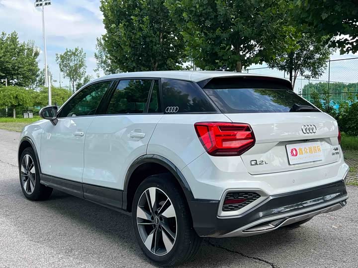 Audi Q2L, 2022 — фото 4 из 9
