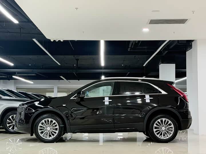 Cadillac XT4, 2024 — фото 4 из 9