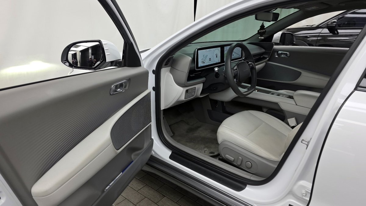 Hyundai Ioniq 6, 2022 — фото 9 из 12