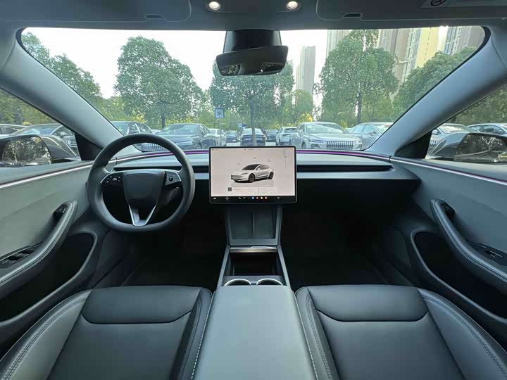 Tesla Model 3, 2024 — фото 5 из 9