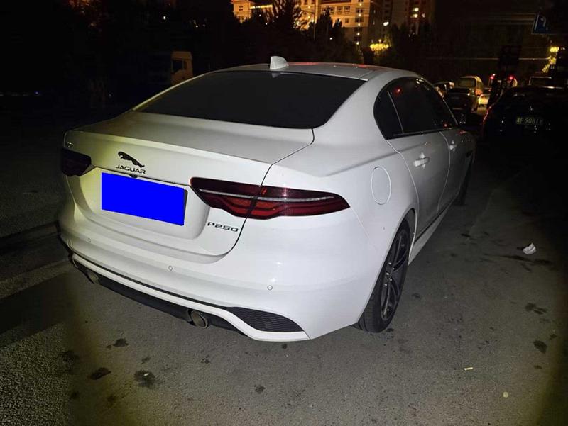 Jaguar XE L, 2024 — фото 2 из 8
