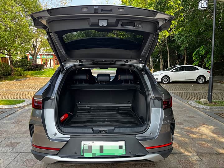 BYD Song Plus Hybrid/EV, 2023 — фото 7 из 9
