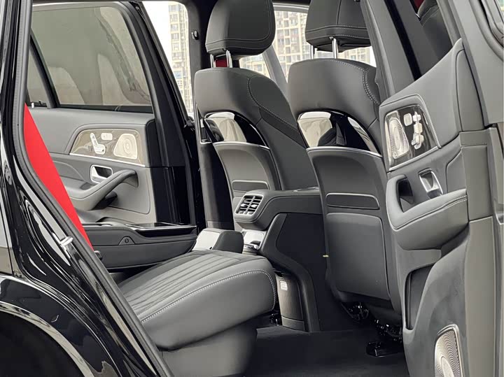 Mercedes-Benz GLS-Class AMG, 2025 — фото 7 из 9