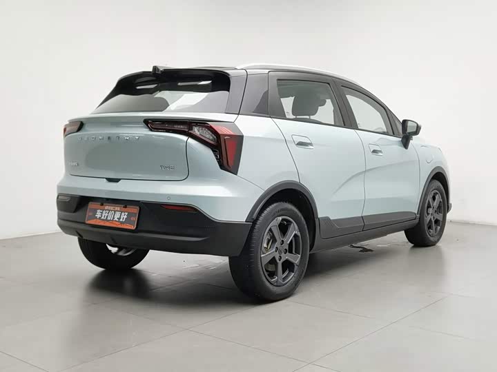 Geely Geometry E Firefly, 2023 — фото 2 из 9