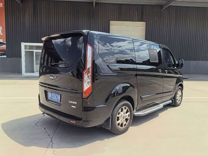 Ford Tourneo, 2021 — фото 5 из 9