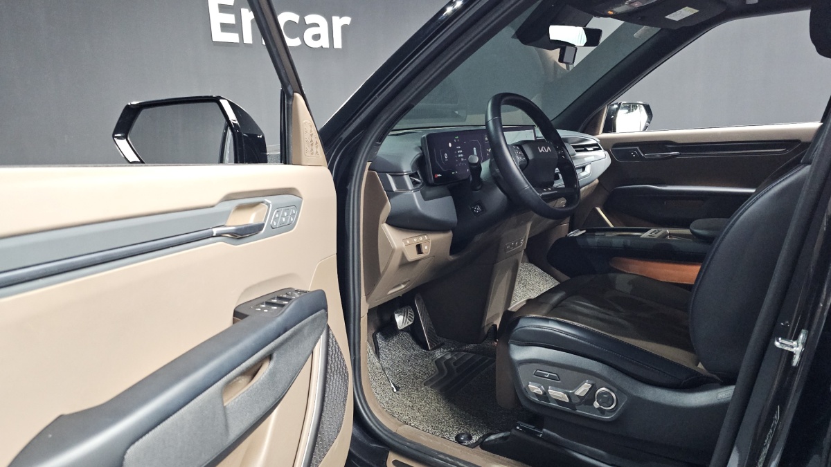 Kia EV9, 2023 — фото 9 из 12