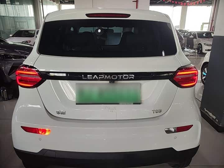 Leapmotor T03, 2023 — фото 6 из 9
