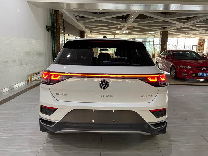 Volkswagen T-Roc, 2023 — фото 5 из 9