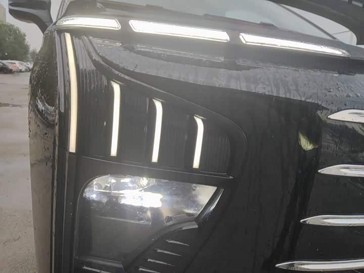 Dongfeng Forthing Xinghai V9, 2025 — фото 7 из 9