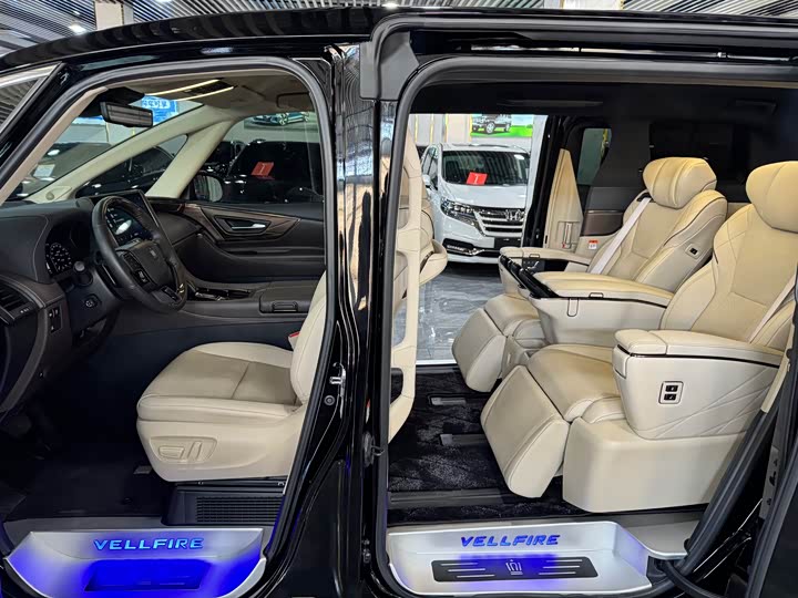 Toyota Vellfire, 2023 — фото 9 из 9