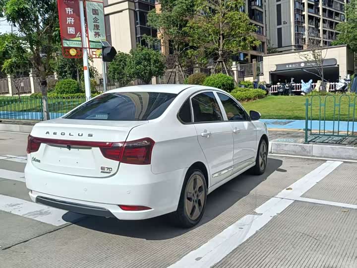 Dongfeng Aeolus E70, 2022 — фото 8 из 9