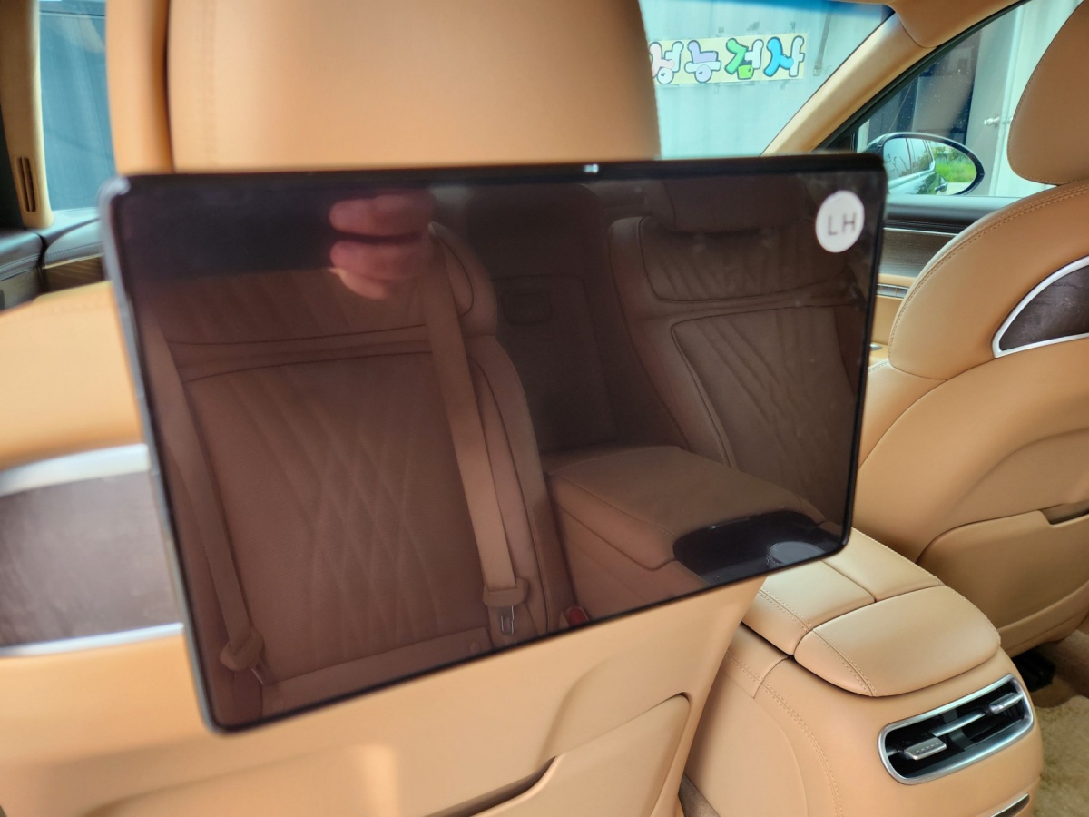 Genesis G90, 2024 — фото 12 из 12