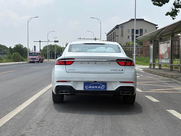 Geely Preface, 2025 — фото 7 из 9
