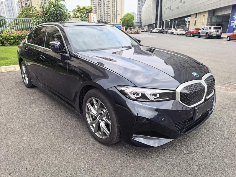 BMW i3, 2024 — фото 3 из 10