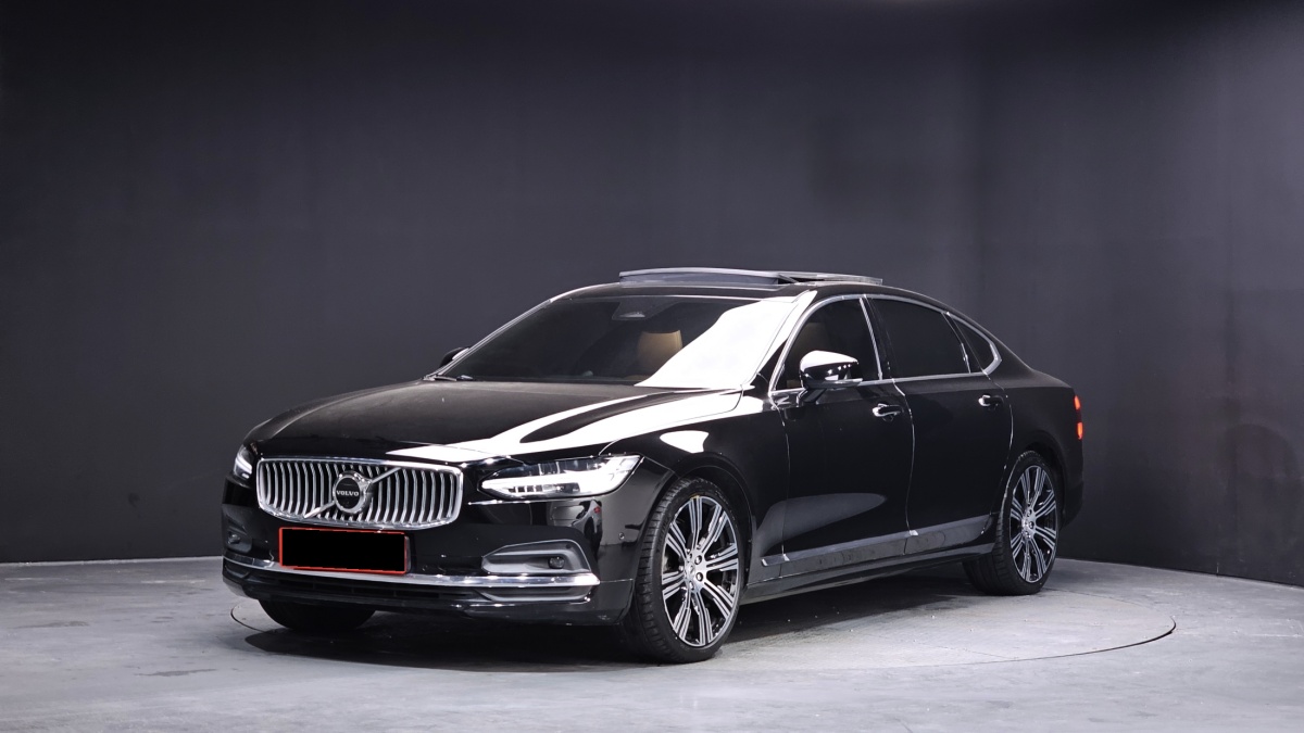 Volvo S90, 2022 — купить в Ульяновске под ключ