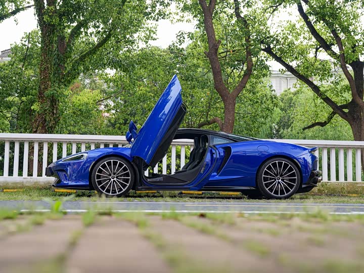 McLaren GT, 2023 — фото 9 из 9