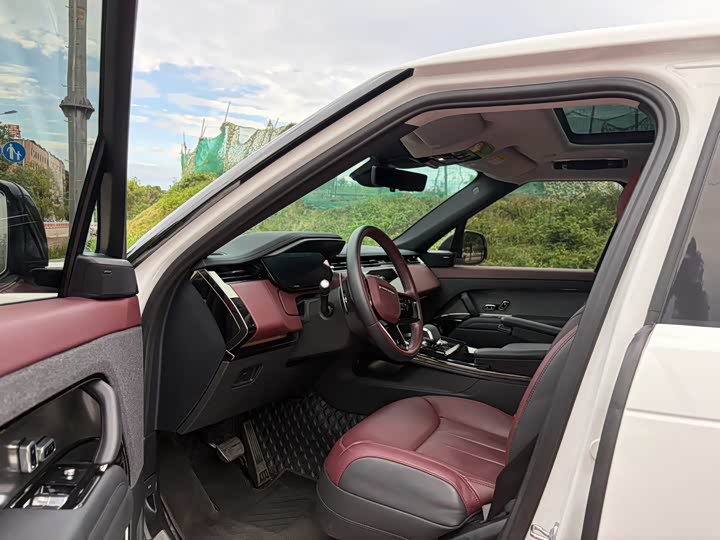 Land Rover Range Rover Sport, 2024 — фото 4 из 9