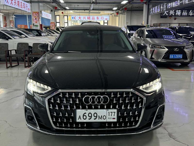 Audi A8, 2023 — фото 2 из 10