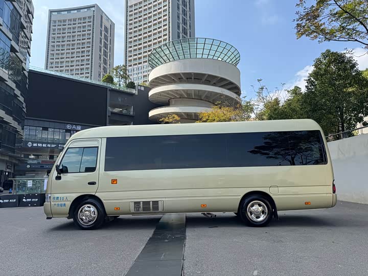 Toyota Coaster, 2023 — фото 5 из 12