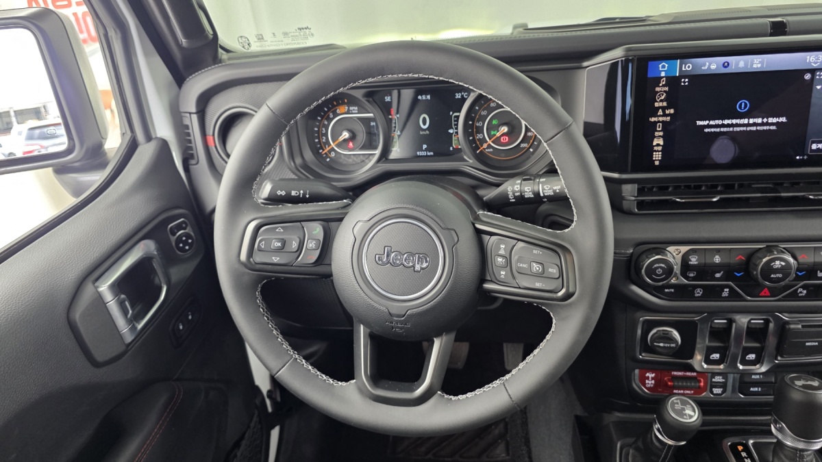 Jeep Wrangler, 2025 — фото 12 из 12