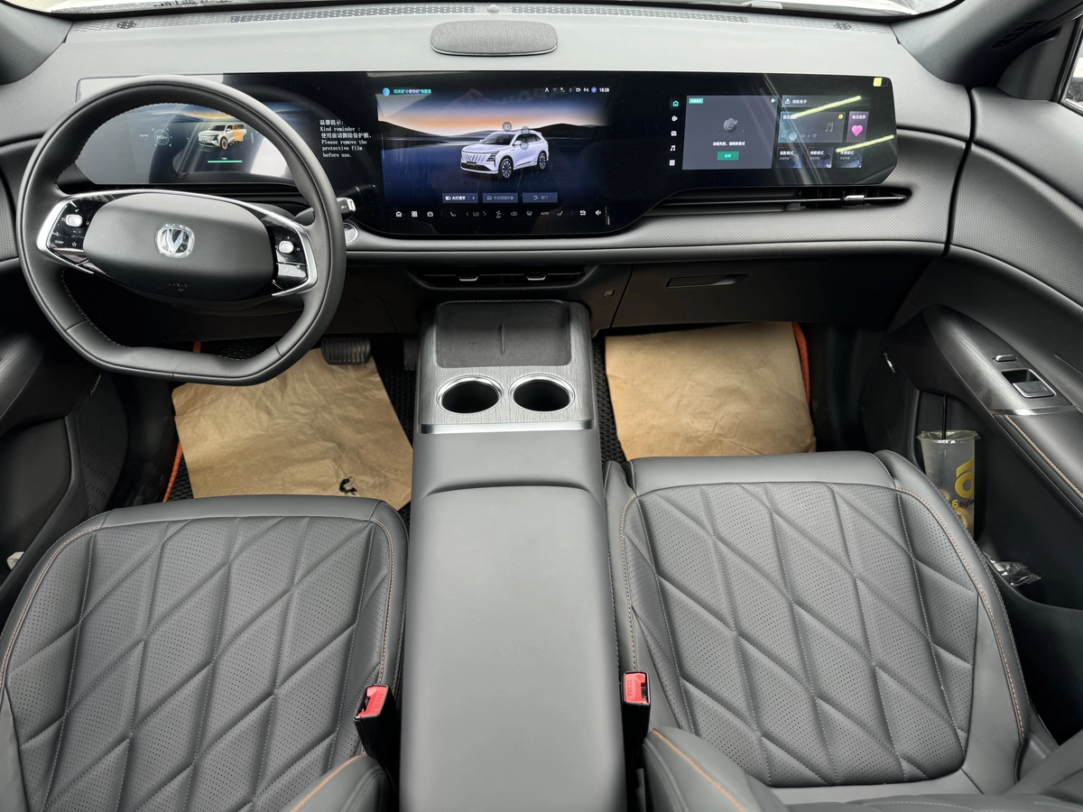 Changan Cs75plus, 2026 — фото 5 из 9