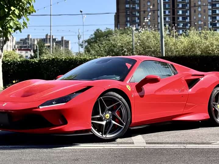 Ferrari F8, 2022 — фото 3 из 7