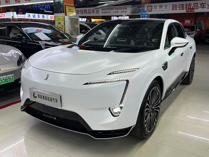 Avatr 11, 2023 — фото 3 из 9