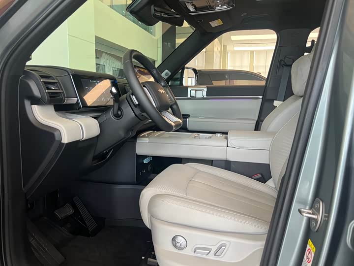 BYD FangChengBao Titanium 7 (Tai 7), 2025 — фото 6 из 9