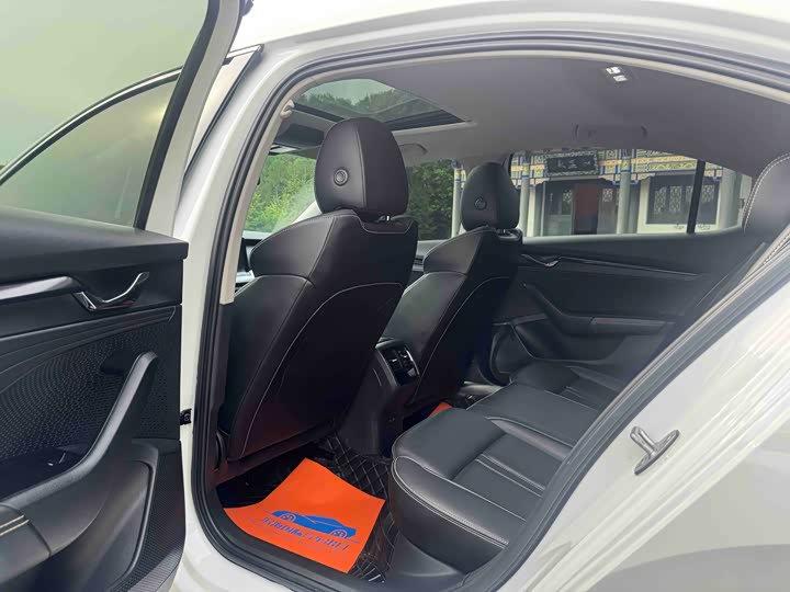 Skoda Octavia Pro, 2023 — фото 8 из 9