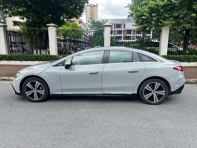 Mercedes-Benz EQE, 2023 — фото 4 из 12