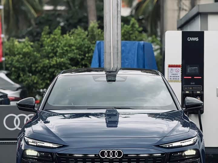 Audi A6L e-tron, 2026 — фото 2 из 9
