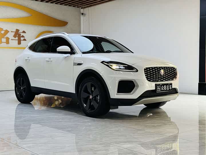 Jaguar E-Pace, 2023 — фото 3 из 9